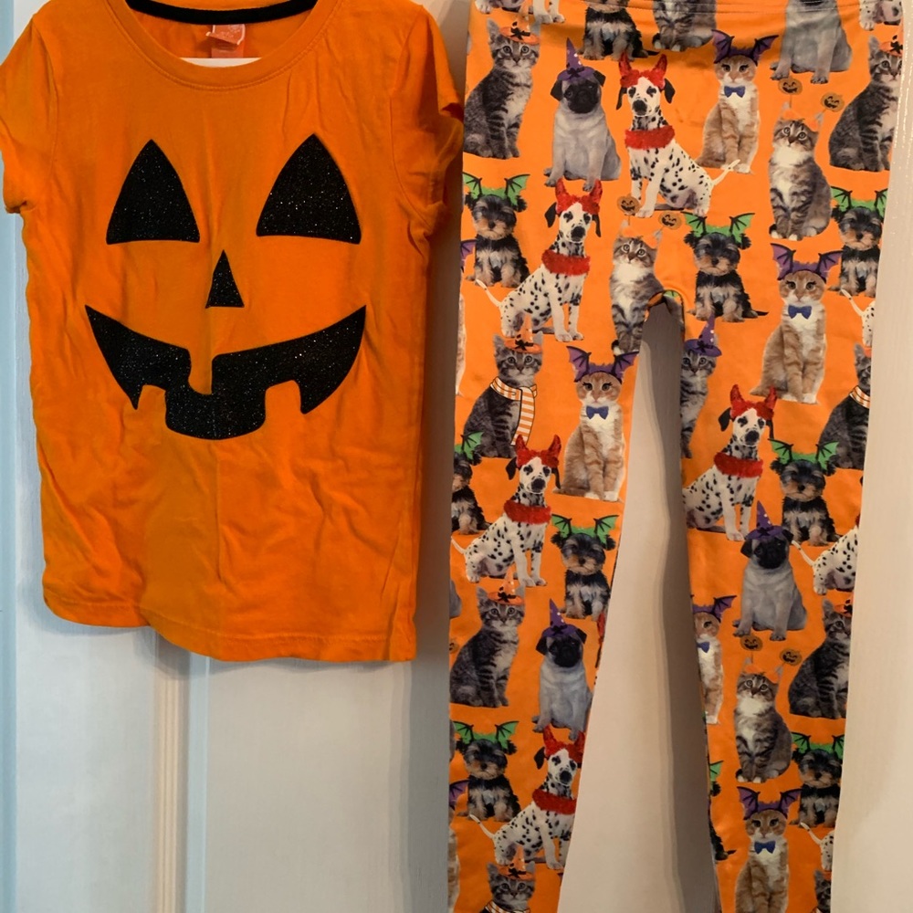 Girls Halloween Set: π Tee and Leggings 7/8 - Picture 2 of 8